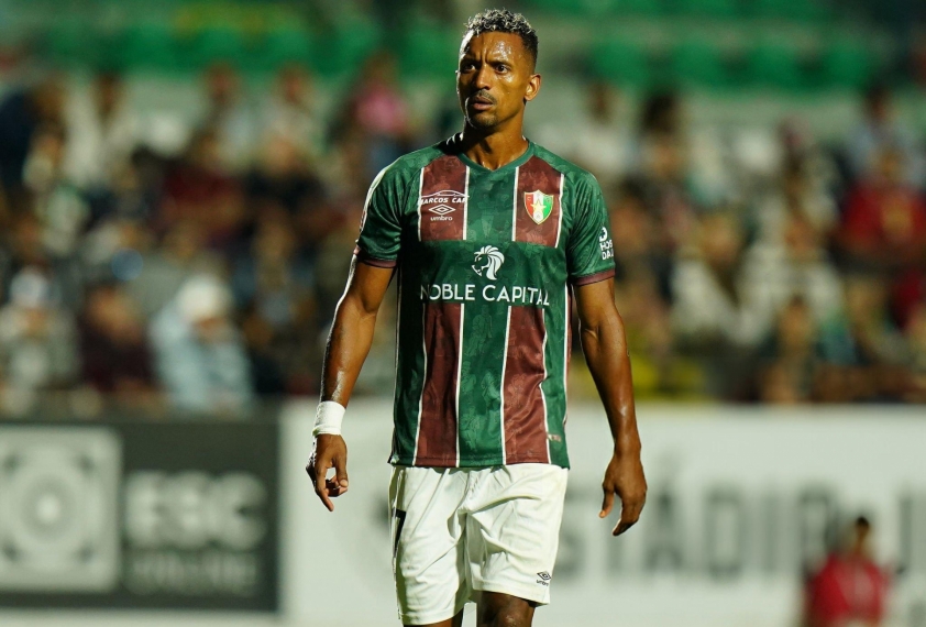 Luis Nani đưa ra tuyên bố giải nghệ bóng đá.